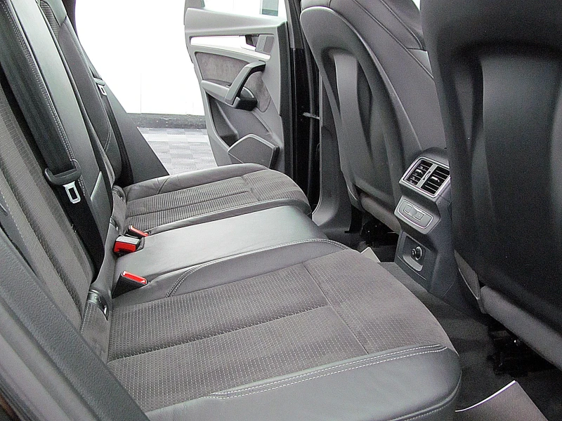 Audi Q5 S-line+ + + /Keyless Go/KAMERA/СОБСТВЕН ЛИЗИНГ, снимка 10 - Автомобили и джипове - 51041876