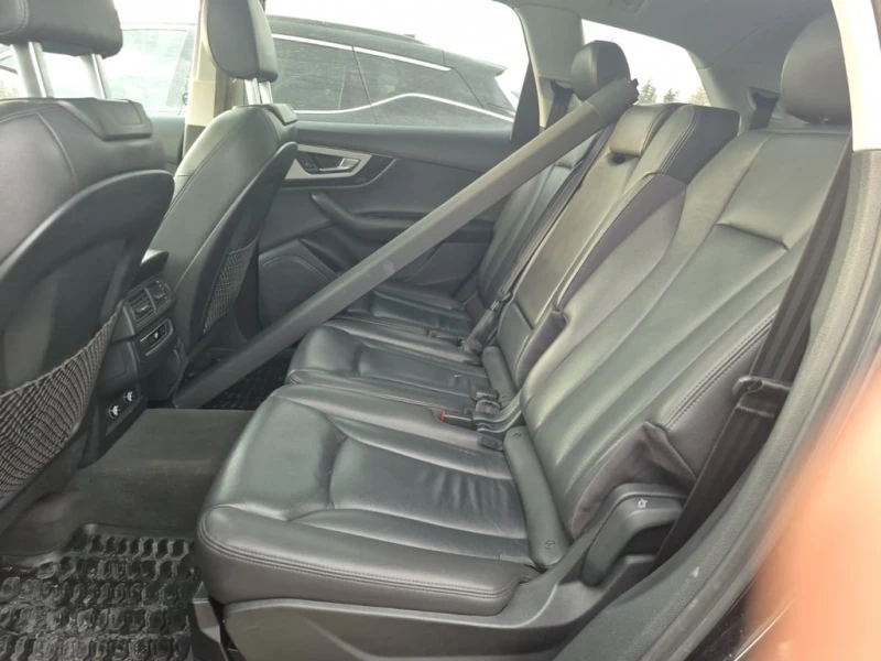 Audi Q7 * PREMIUM * ЦЕНА ДО БЪЛГАРИЯ!!!* , снимка 12 - Автомобили и джипове - 52883571