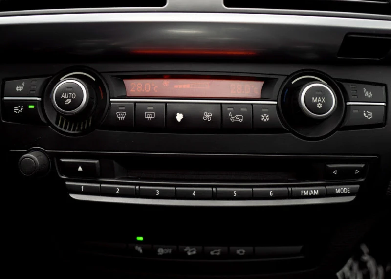 BMW X5 xDrive35i* Автокредит* (Цена до БГ), снимка 10 - Автомобили и джипове - 53416982