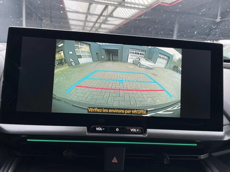 Toyota C-HR 2.0 HYBRID* LOUNGE* LED* JBL* DISTR* KEYLESS* CAME, снимка 12 - Автомобили и джипове - 53522160