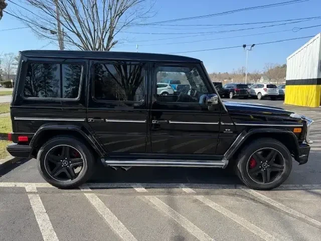 Mercedes-Benz G 63 AMG  4MATIC 4dr, снимка 6 - Автомобили и джипове - 54460282