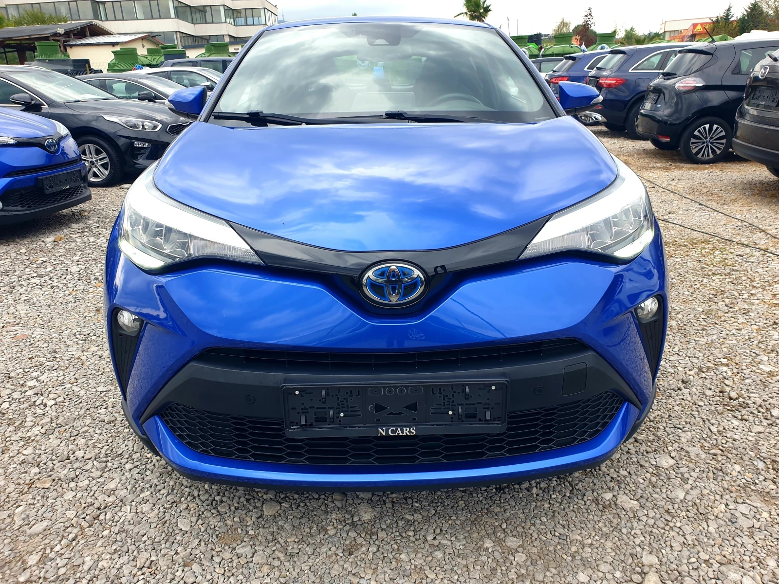 Toyota C-HR 2, 0 / 184 кс / ГАРАНЦИЯ  - изображение 2