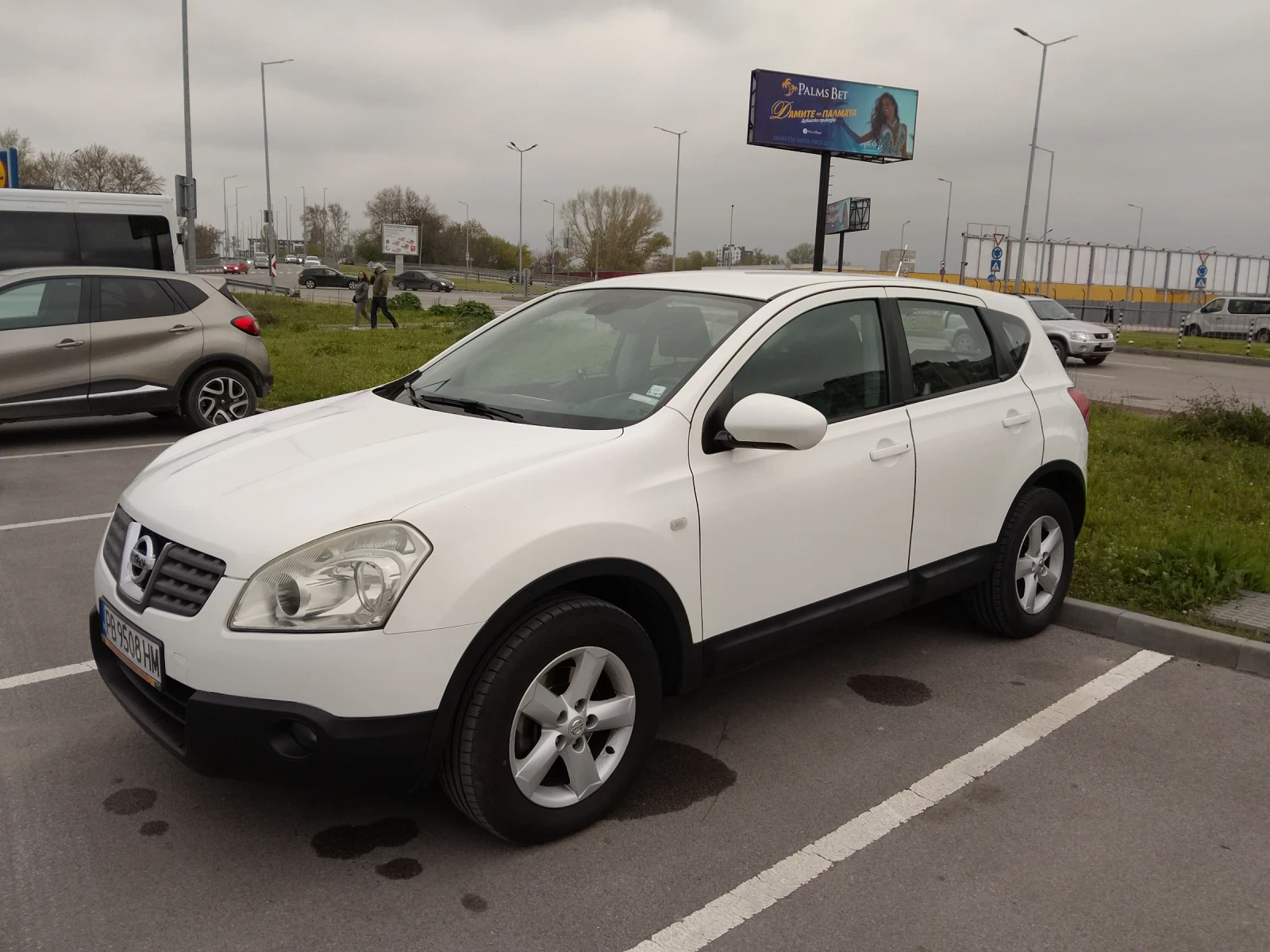 Nissan Qashqai 2.0 DCI, 4x4, Автоматик - изображение 8