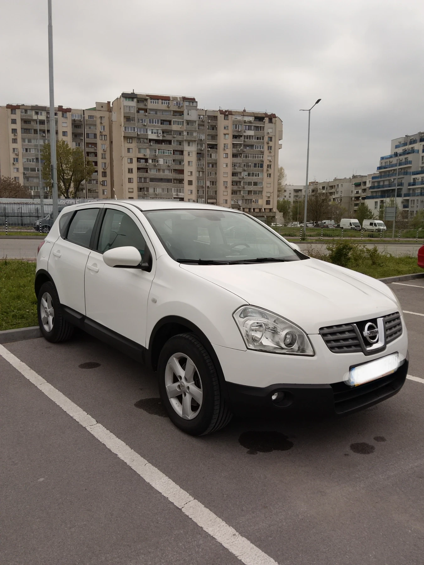 Nissan Qashqai 2.0 DCI, 4x4, Автоматик - изображение 2