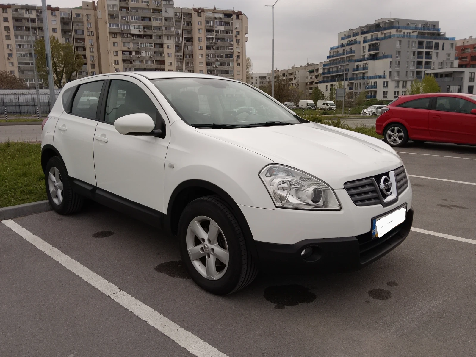 Nissan Qashqai 2.0 DCI, 4x4, Автоматик - изображение 4