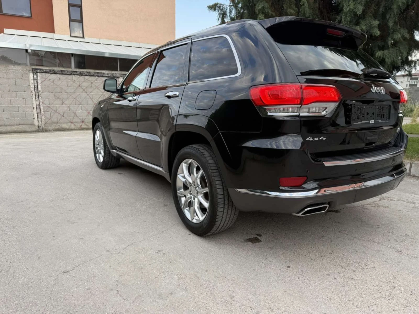 Jeep Grand cherokee 5.7 Summit lpg - изображение 4