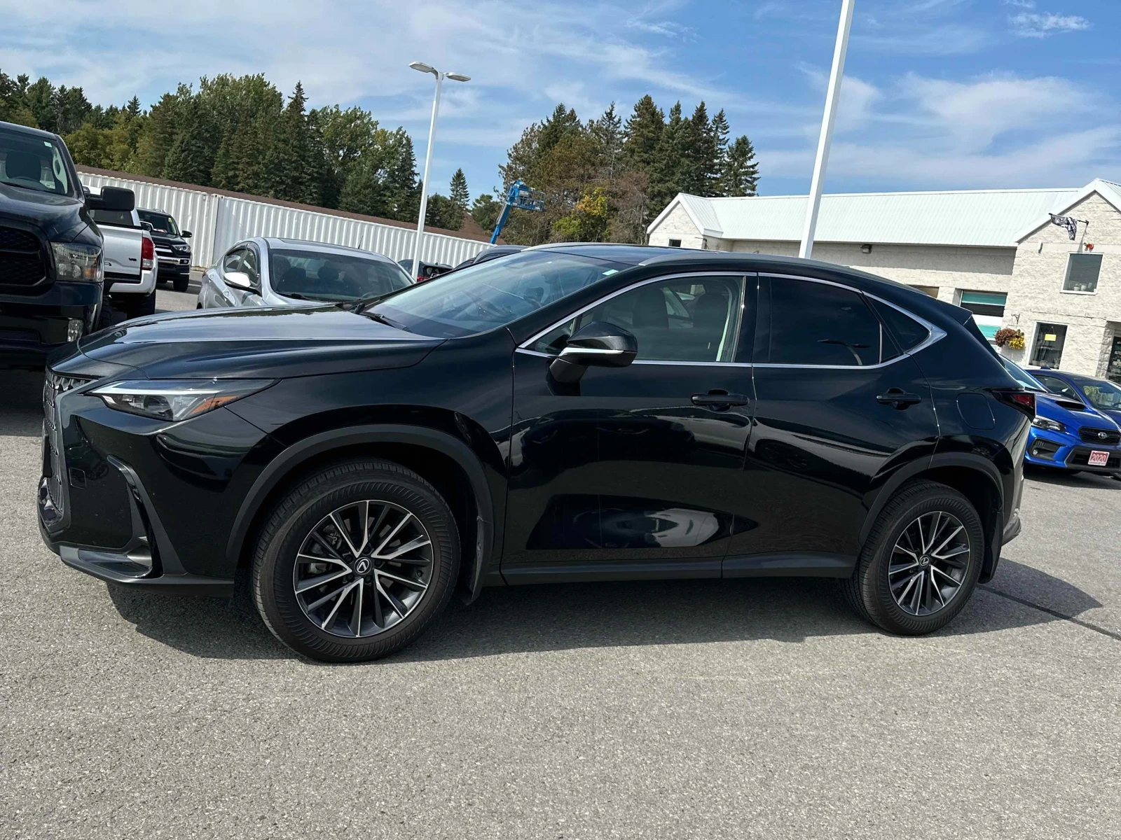 Lexus NX 350H CARFAX * * АВТО КРЕДИТ * *  - изображение 3