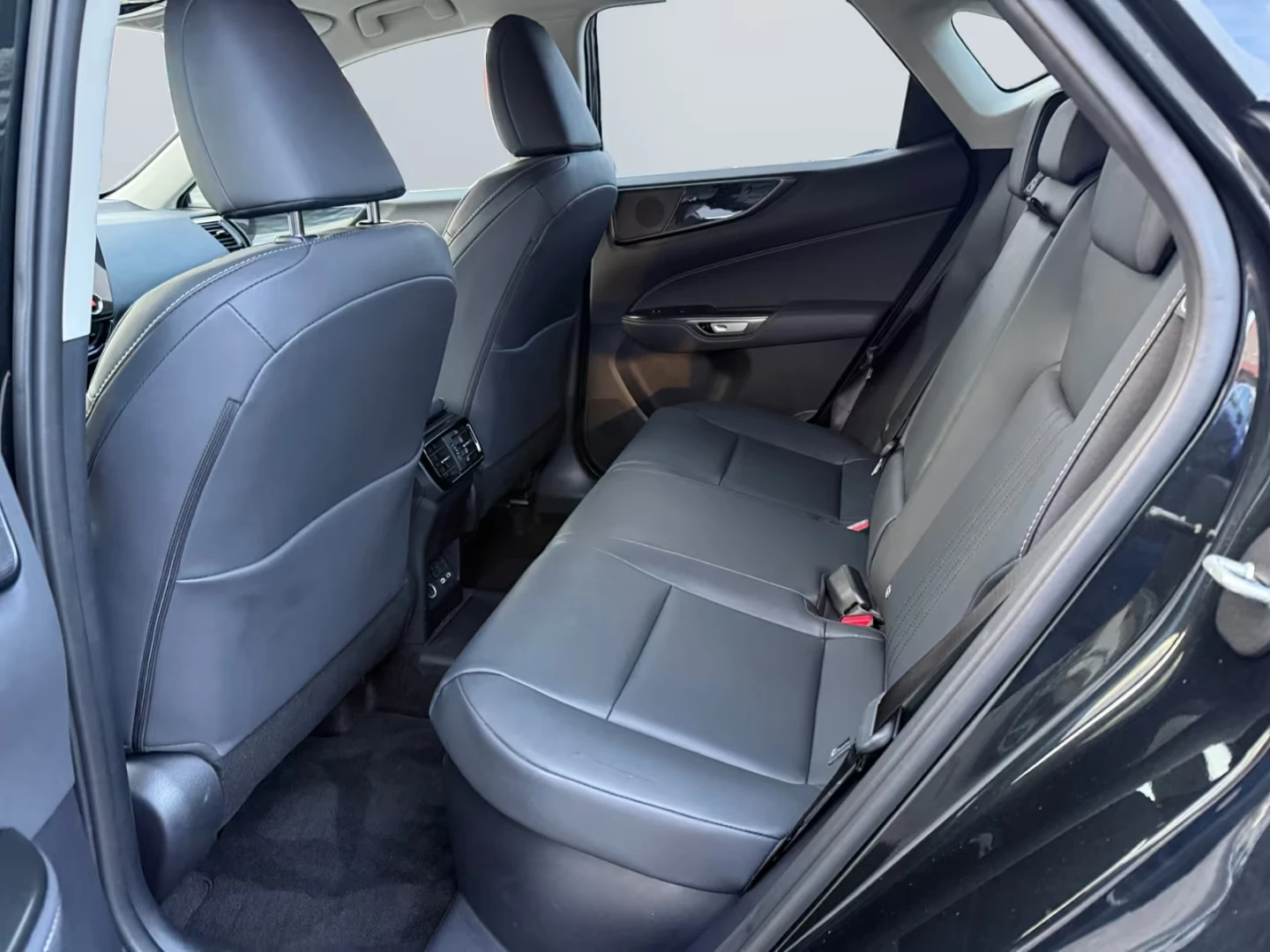 Lexus NX 450 h+ /309HP/EXECUTIVE/PANO/360/MEMO/NAVI/LED/120h | Mobile.bg � ����������� 11