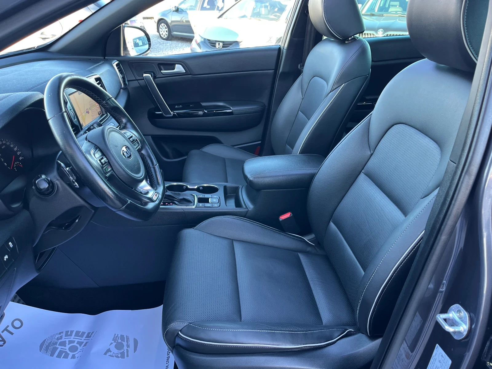 Kia Sportage 2.0CRDi GT 4WD Line - изображение 8