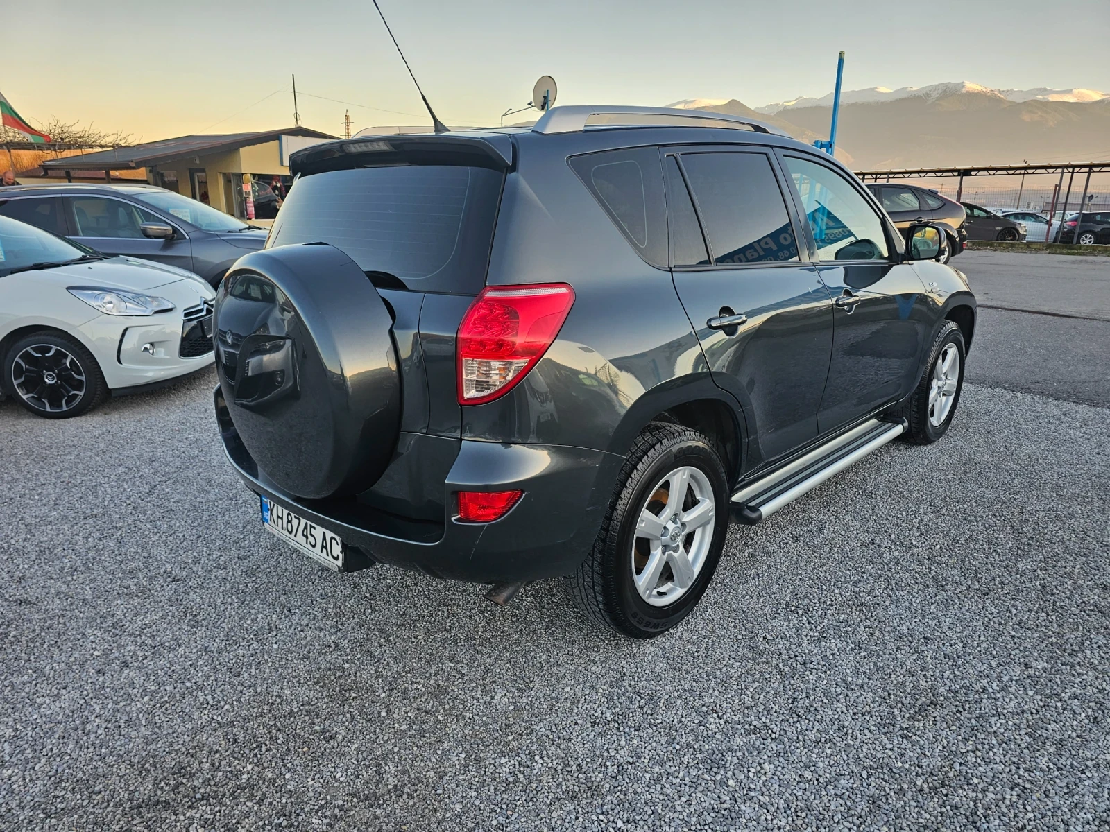 Toyota Rav4 2.2 D4D - изображение 6