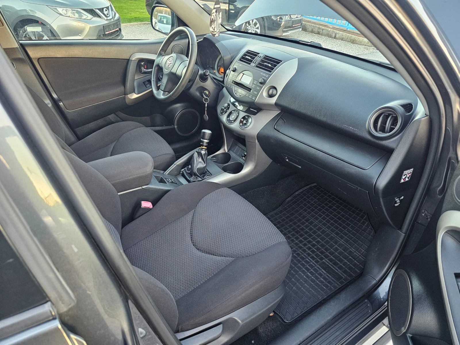 Toyota Rav4 2.2 D4D | Mobile.bg   15