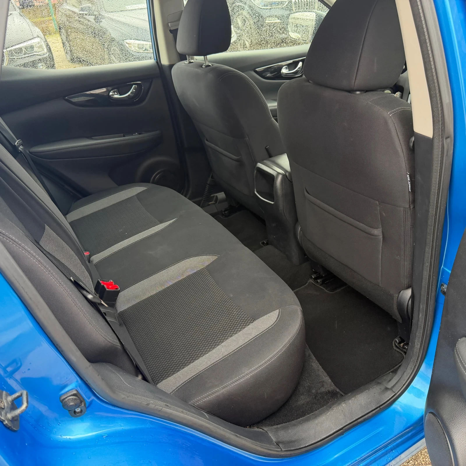 Nissan Qashqai 1.3i, ШВЕЙЦАРИЯ - изображение 10