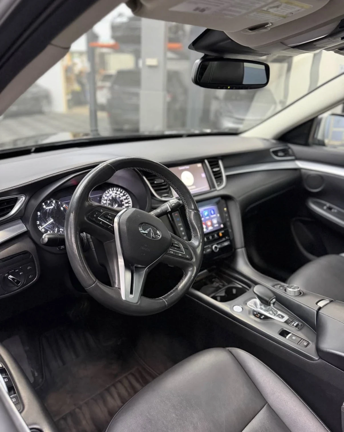 Infiniti QX50 ПОДГРЕВИ * * КАМЕРА * * CARFAX * *  - изображение 4