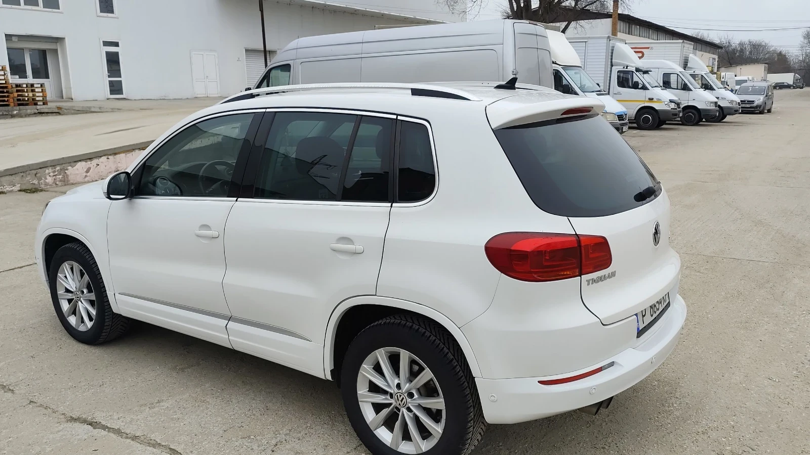 VW Tiguan 2.0TDI 150 4x4, снимка 4 - Автомобили и джипове - 53901918