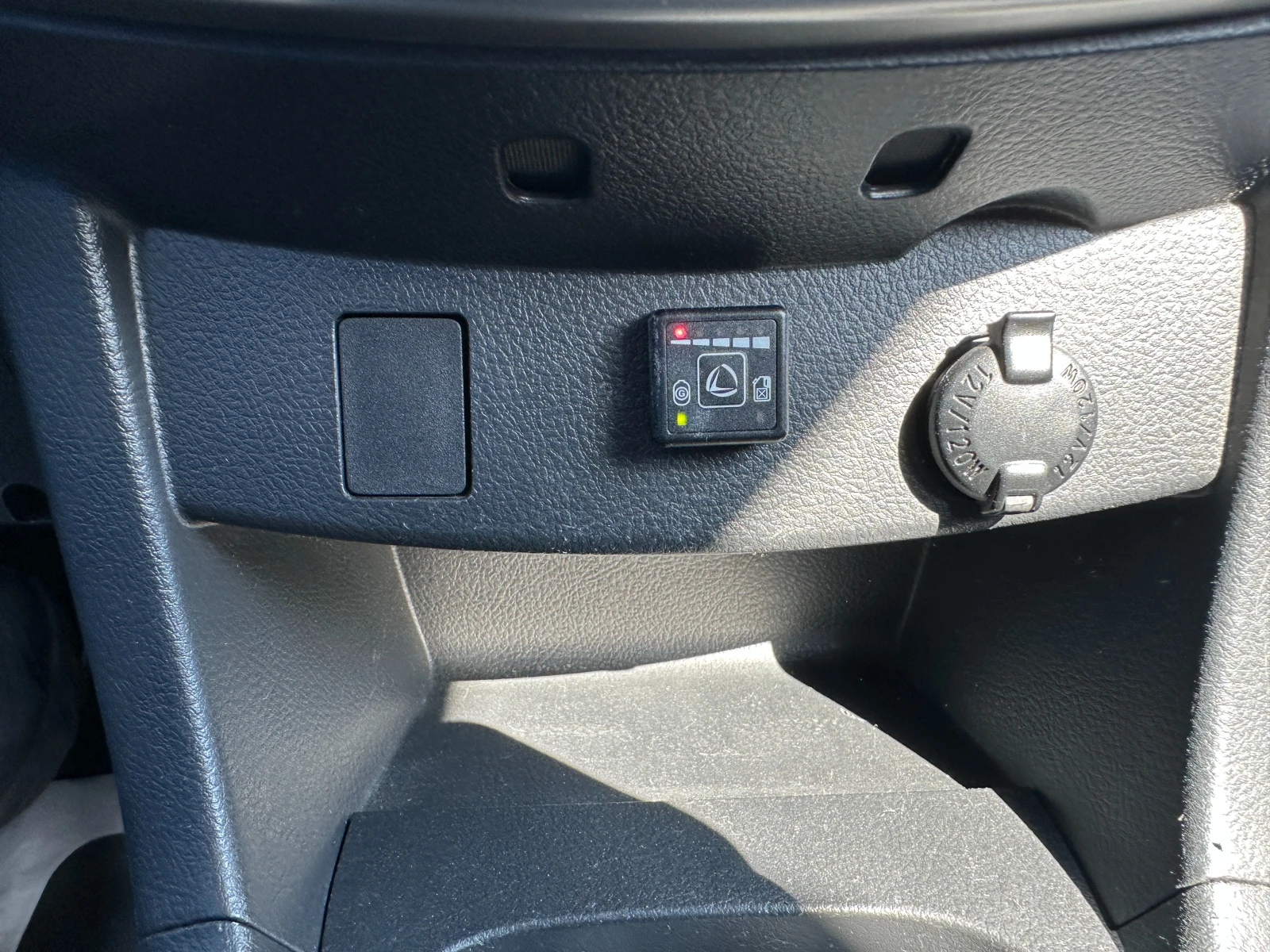 Daihatsu Terios, снимка 12 - Автомобили и джипове - 54191937