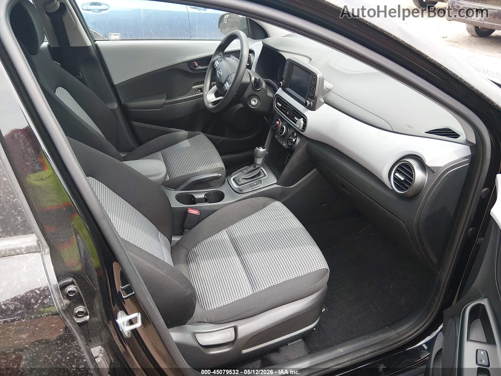 Hyundai Kona Se* 2.0L* Става на газ* КРАЙНА цена до БГ, снимка 9 - Автомобили и джипове - 54777365
