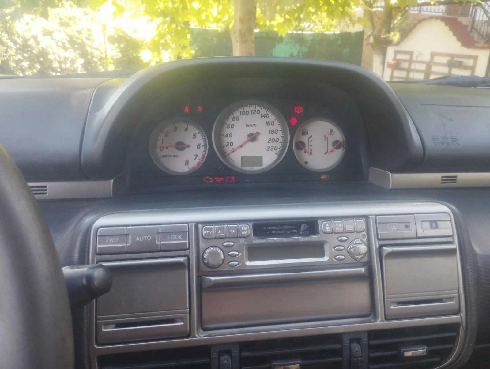 Nissan X-trail Джип, снимка 9 - Автомобили и джипове - 54788907