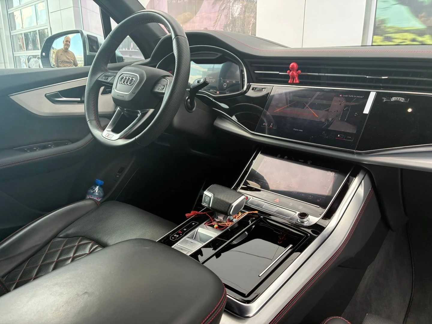 Audi SQ7, снимка 8 - Автомобили и джипове - 55307326