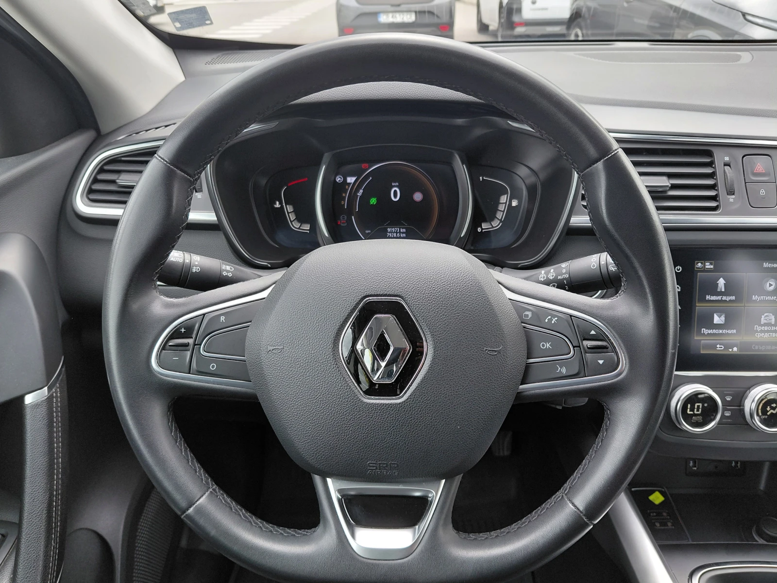 Renault Kadjar 1.3TCe/160к.с/Techno/EDC, снимка 9 - Автомобили и джипове - 55258612