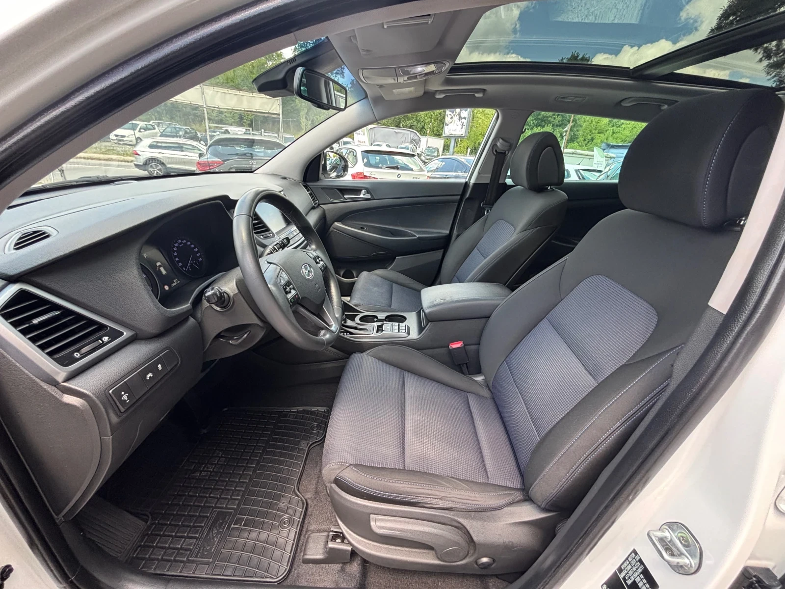 Hyundai Tucson 1.7 CRDI IX35, снимка 13 - Автомобили и джипове - 55392155