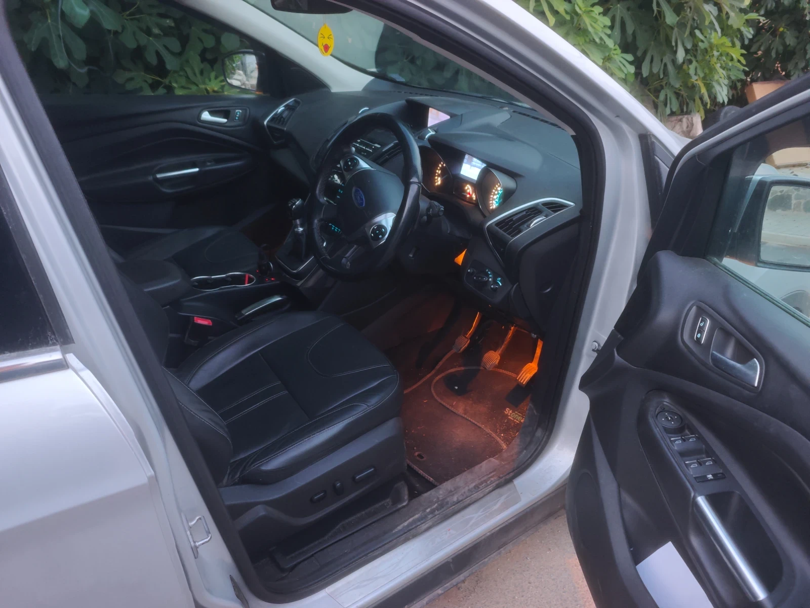 Ford Kuga 2.0 Titanium X 4x4, снимка 6 - Автомобили и джипове - 55598831