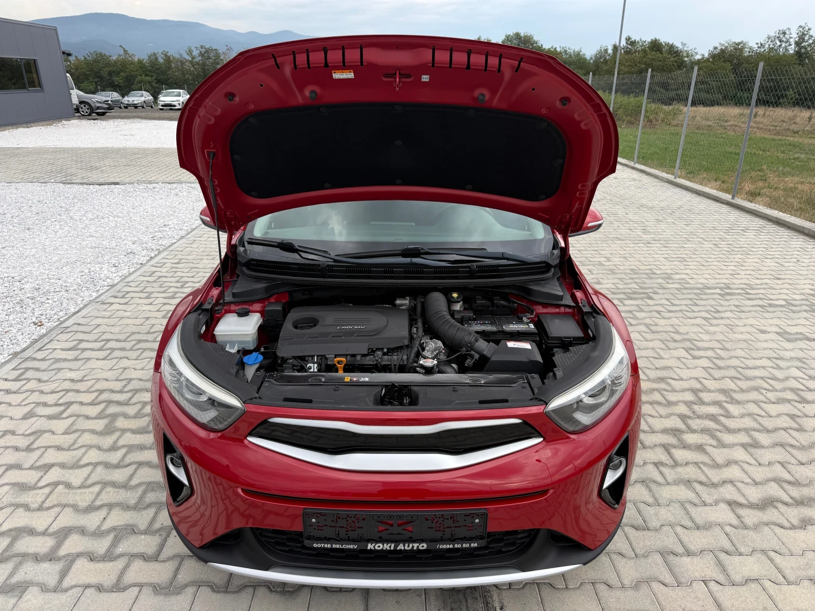 Kia Stonic 1.6 CRDI NAVI CAMERA, снимка 16 - Автомобили и джипове - 55675852