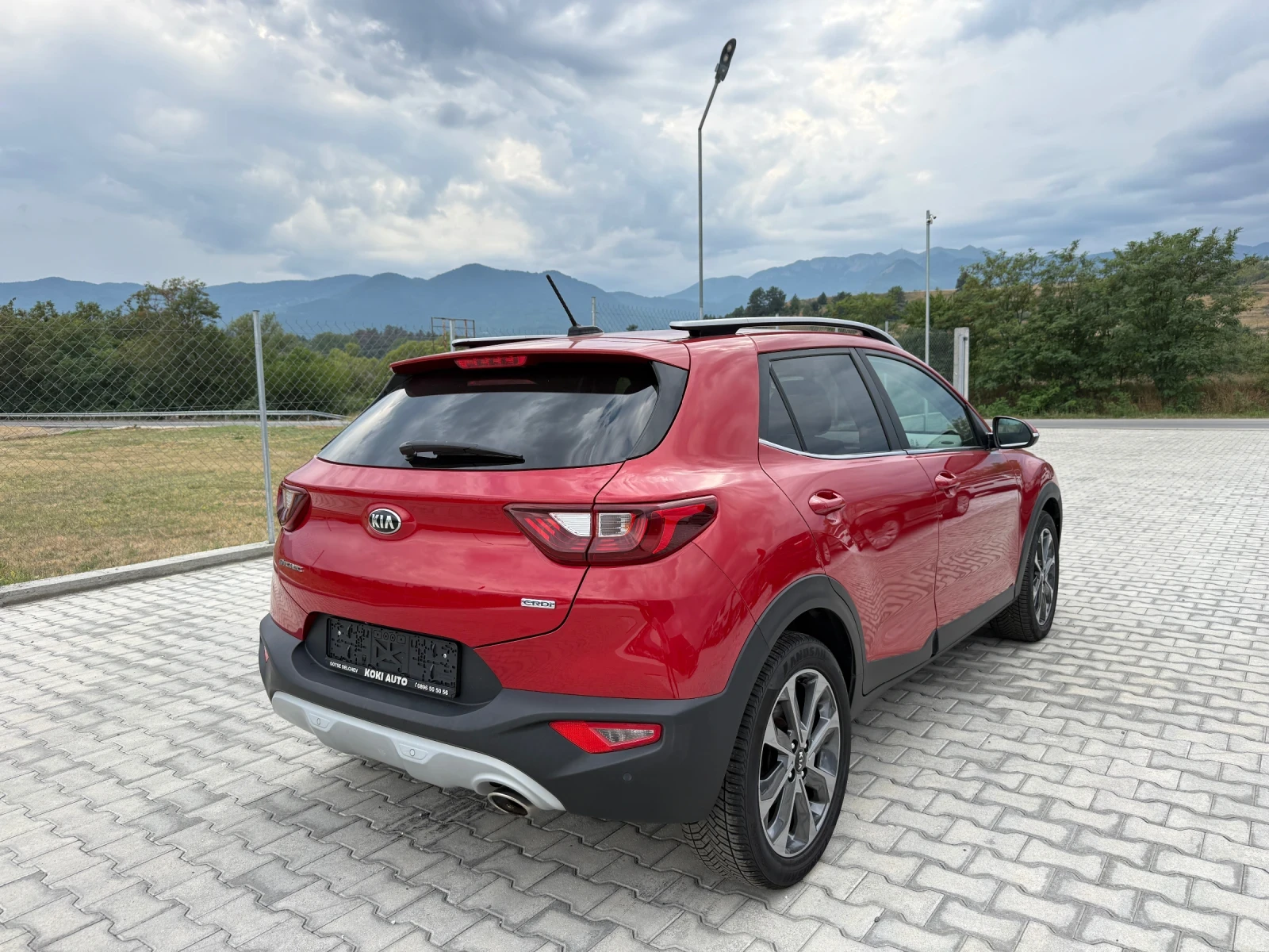 Kia Stonic 1.6 CRDI NAVI CAMERA, снимка 5 - Автомобили и джипове - 55675852