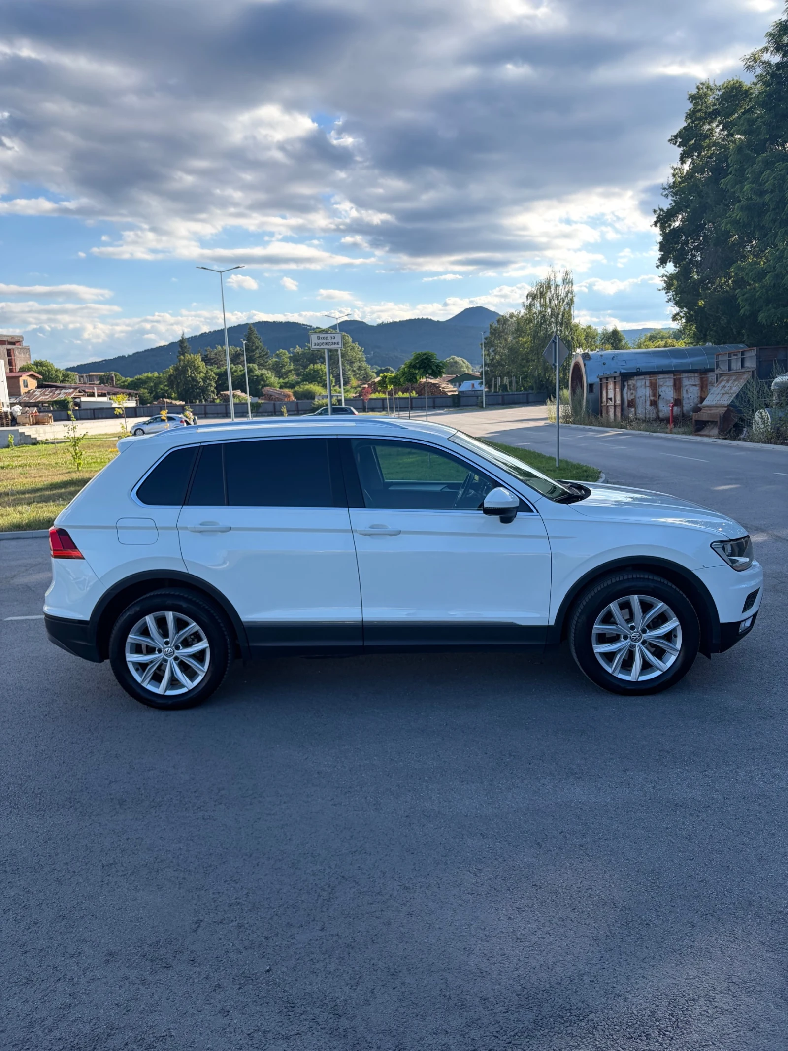 VW Tiguan offroad 4x4, снимка 6 - Автомобили и джипове - 55891793