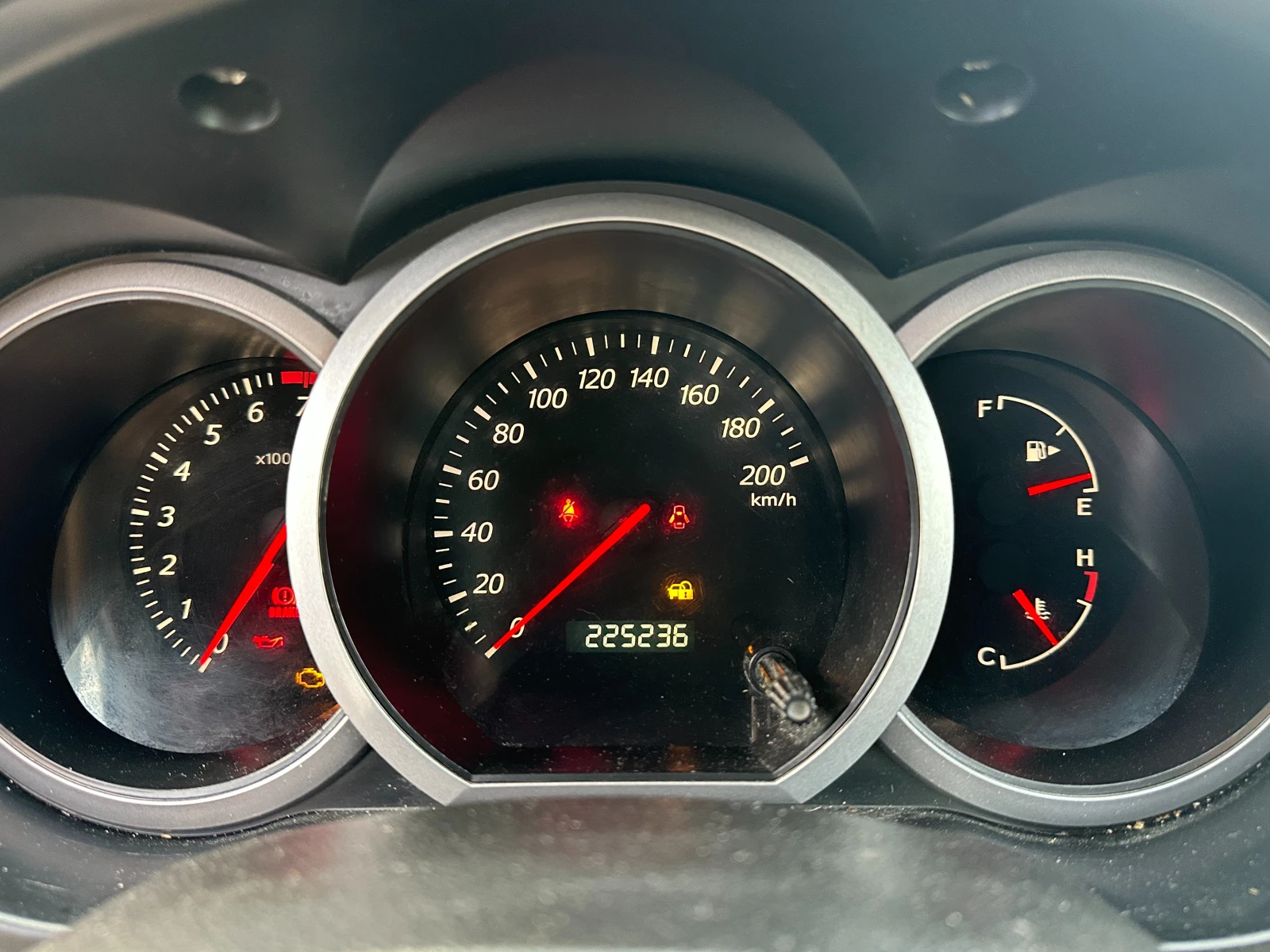 Suzuki Grand vitara 2.0 | Mobile.bg � ����������� 14