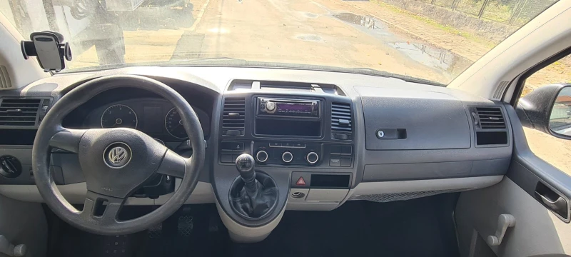 VW T5, снимка 5 - Бусове и автобуси - 52787833