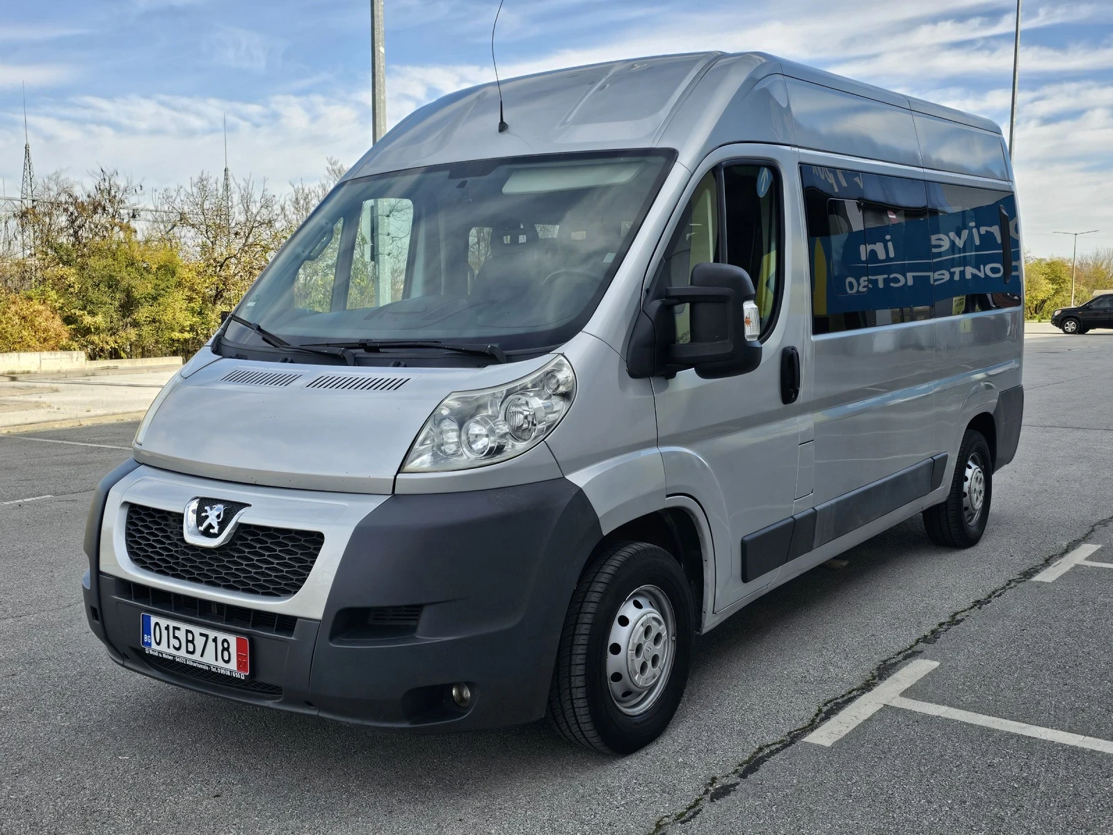 Peugeot Boxer 2.2 HDi 131к.с Климатик, 9 места, теглич - изображение 3