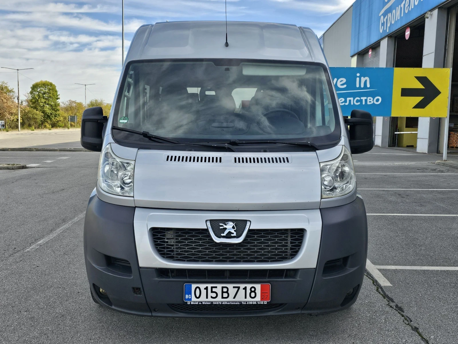 Peugeot Boxer 2.2 HDi 131к.с Климатик, 9 места, теглич - изображение 2