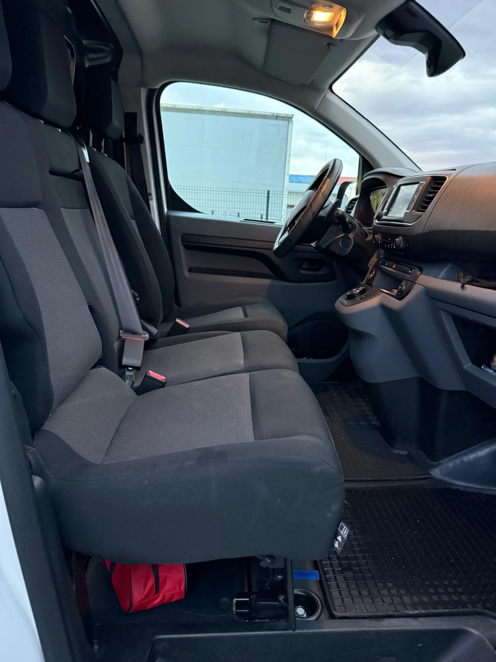 Fiat Scudo 2.2, снимка 5 - Бусове и автобуси - 55397960
