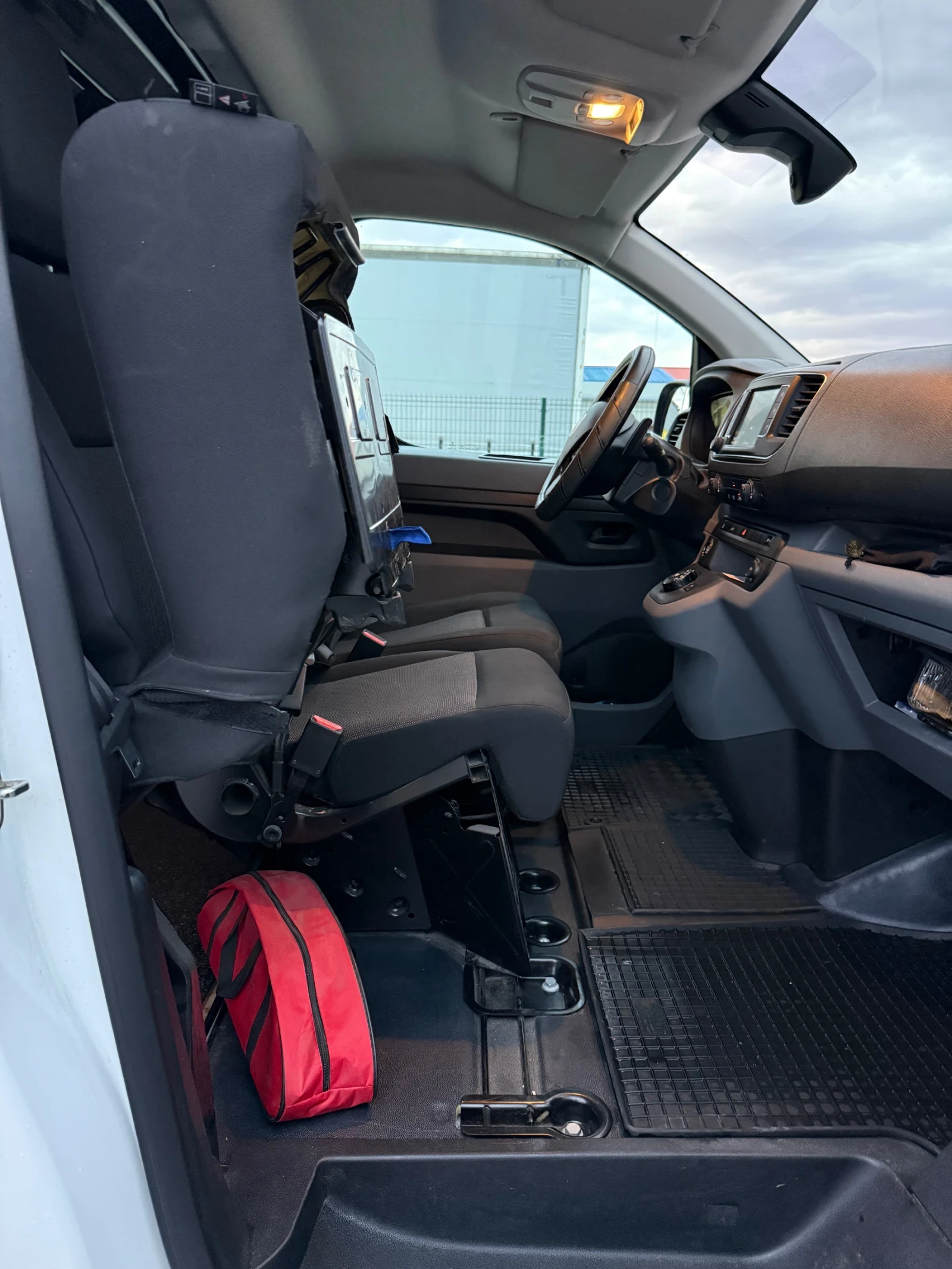Fiat Scudo 2.2, снимка 4 - Бусове и автобуси - 55397960