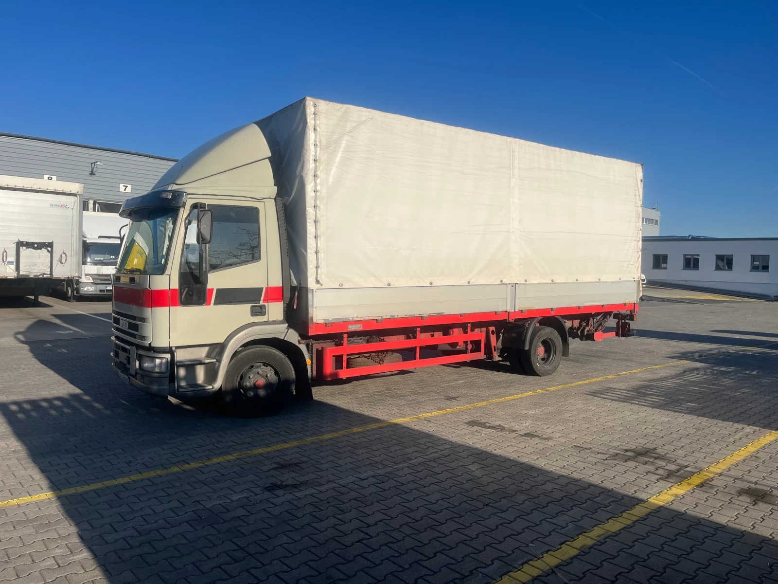 Iveco Eurocargo, снимка 2 - Камиони - 54986576