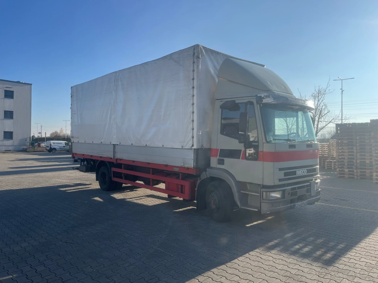 Iveco Eurocargo, снимка 3 - Камиони - 54986576