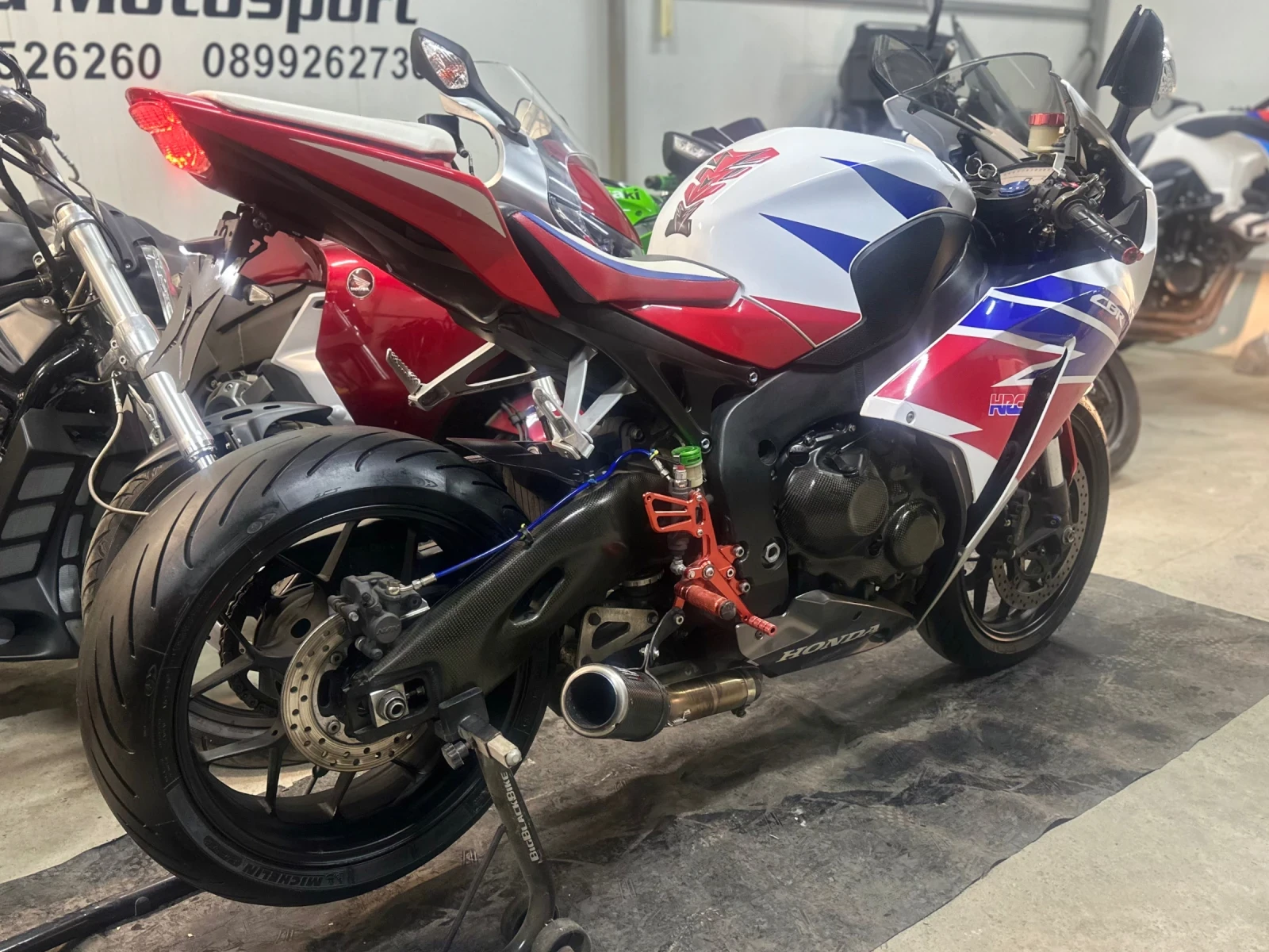 Honda Cbr 1000RR ЛИЗИНГ/БАРТЕР, снимка 3 - Мотоциклети и мототехника - 55944670