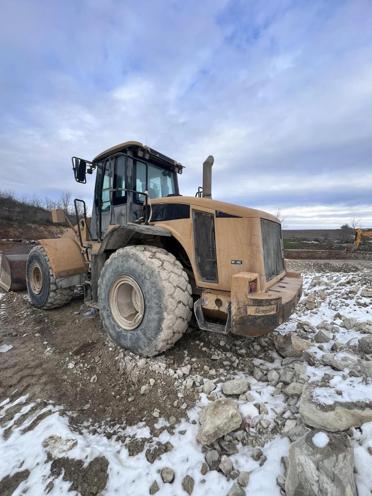 ����� ������� Cat 962� | Mobile.bg � ����������� 1