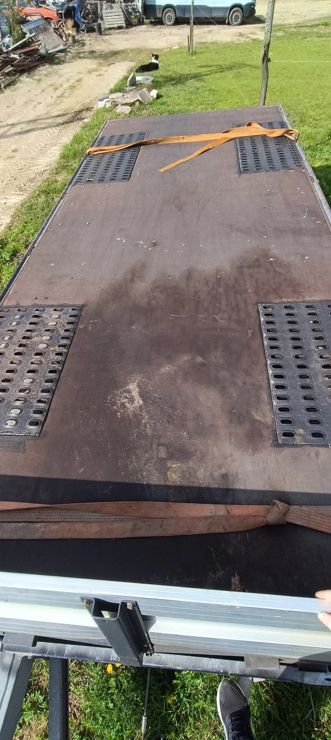    2001-2011 5  2.05 | Mobile.bg   13