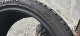 Гуми Зимни 255/35R19, снимка 8