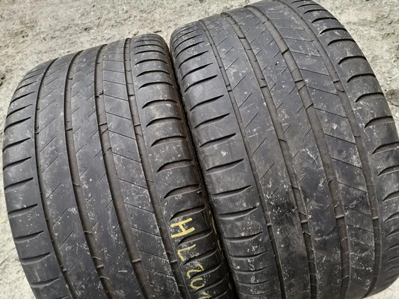 Гуми Летни 295/35R21, снимка 2 - Гуми и джанти - 31188309