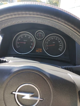 Opel Astra, снимка 2