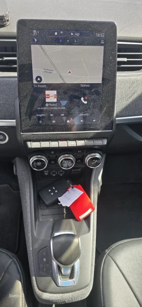 Renault Zoe 52kwh* 400km* 135hp* КОЖА* NAVI* КАМЕРА* 6.2022г - 33500 лв. - 75018531 12