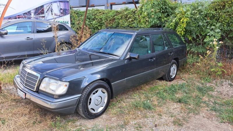 Mercedes-Benz 124 Е220T FACELIFT ШВЕЙЦАРИЯ, снимка 12 - Автомобили и джипове - 47711216