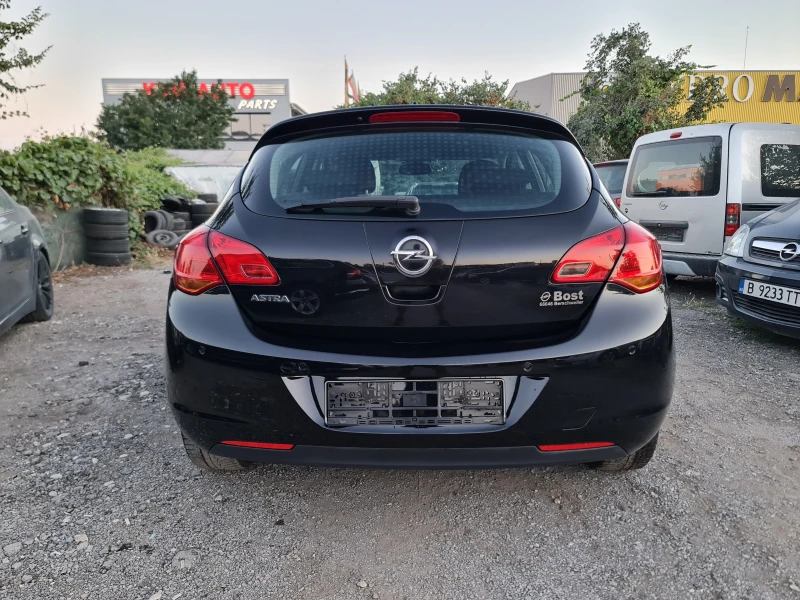 Opel Astra КАТО НОВА СТАРИЯ МОТОР, снимка 6 - Автомобили и джипове - 47466415