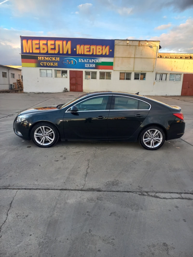 Opel Insignia, снимка 3 - Автомобили и джипове - 47468725