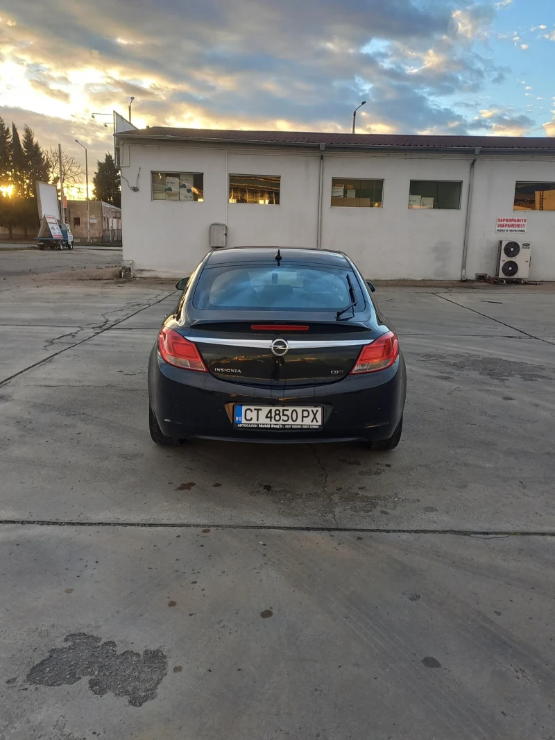 Opel Insignia, снимка 5 - Автомобили и джипове - 47468725