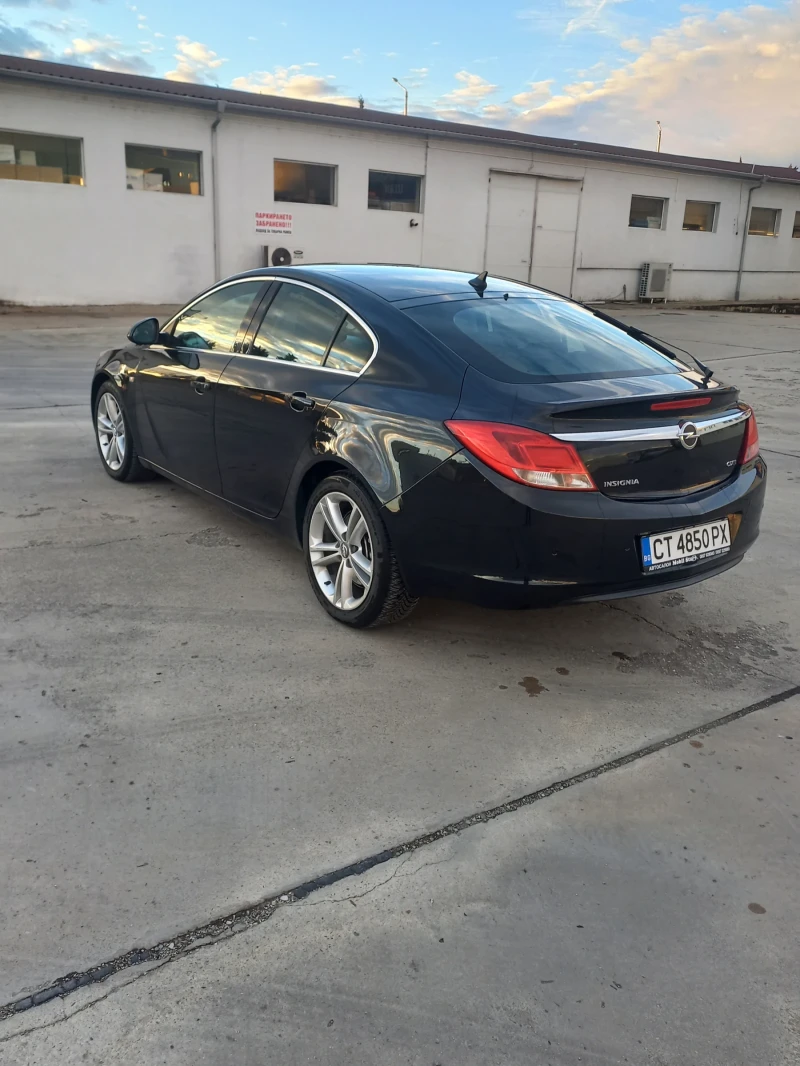 Opel Insignia, снимка 4 - Автомобили и джипове - 47468725