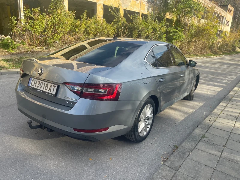 Skoda Superb 2.0TDI 4x4 190кс, снимка 6 - Автомобили и джипове - 47844161