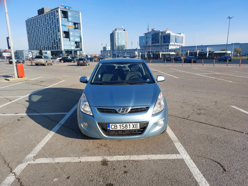 Hyundai I20, снимка 3 - Автомобили и джипове - 47996788